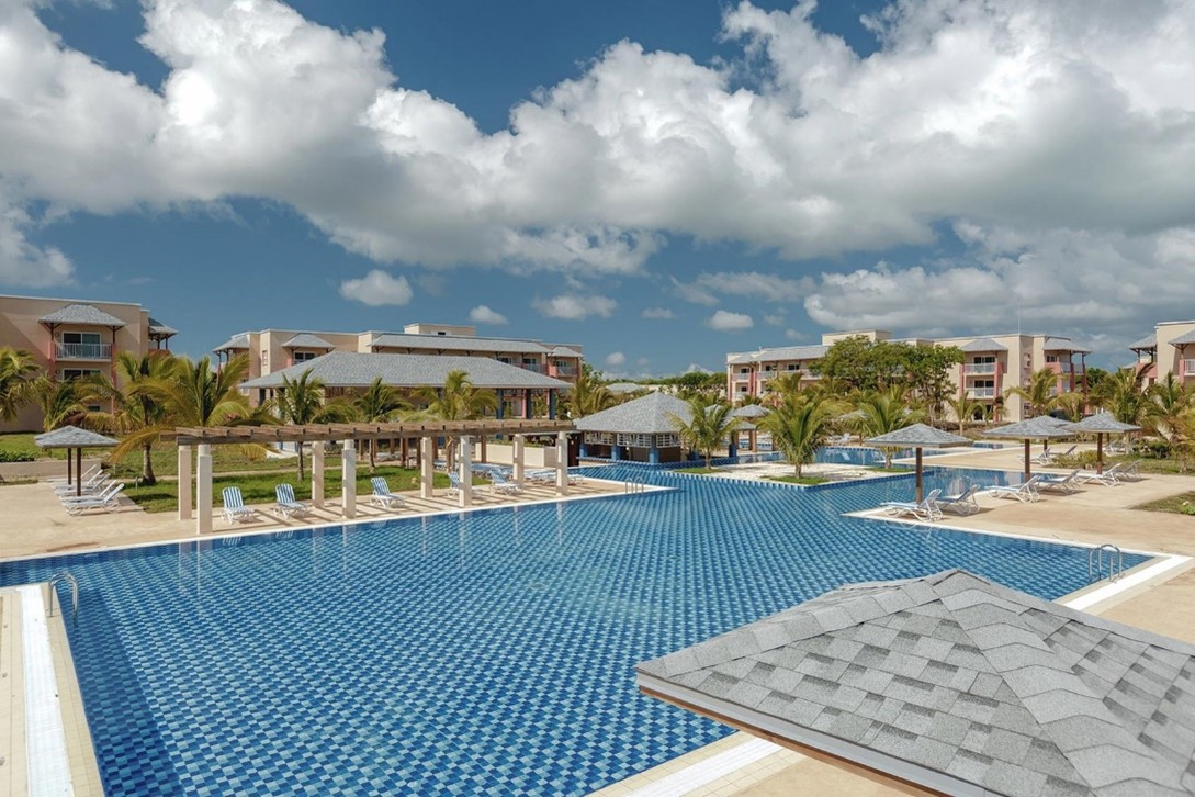 best beach hotels in Cuba - Melia Jardines Del Rey