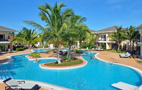 best beach hotels in Cuba - Melia Buenavista 