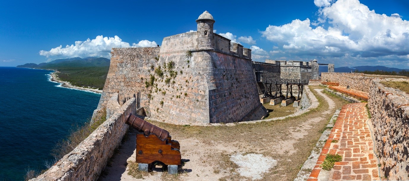 Castillo de San Pedro de la Roca - Wikipedia