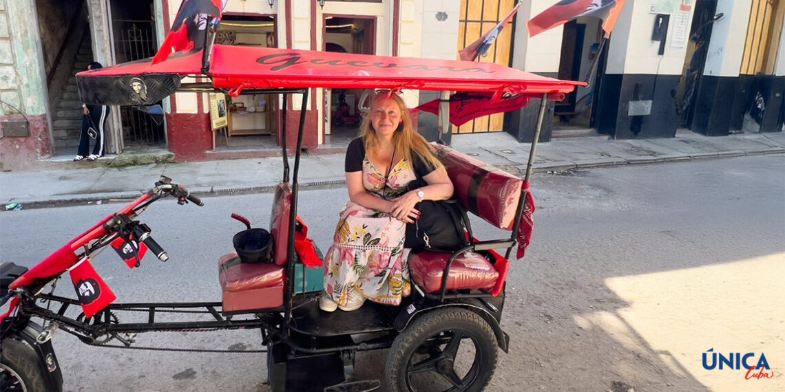 Che Guevara-themed electric bike taxi
