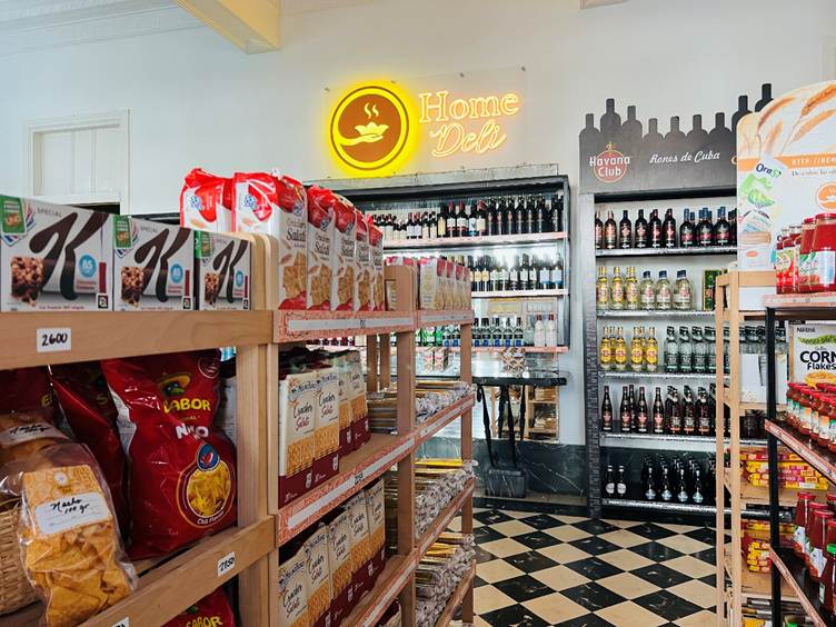 Best places to grab snacks in Havana - 1