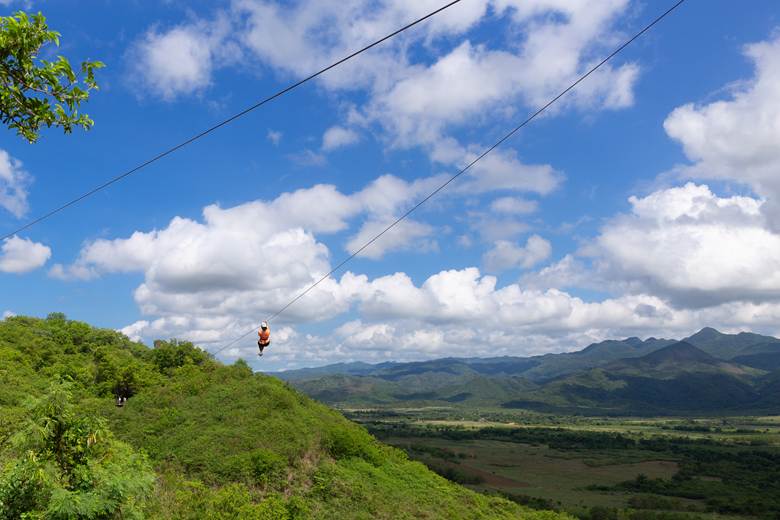 tourist hotspots in cuba - zip-line