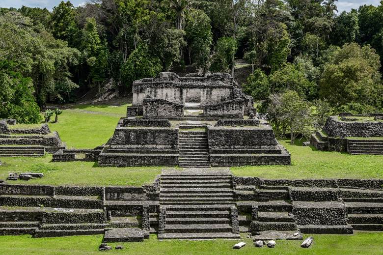 Belize travel guide - Mayan